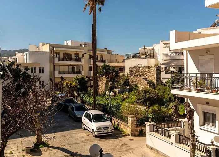 Duka - Near Port, Beaches Apartament *