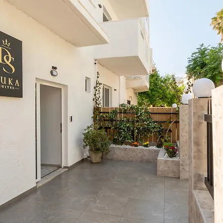 Duka - Near Port, Beaches Daire *