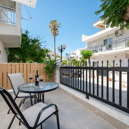 Duka - Near Port, Beaches Appartement